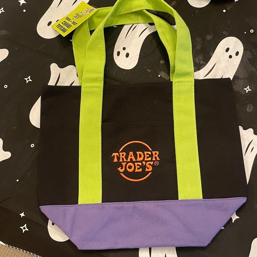Trader Joe's Halloween Tote Bag Set - Picture 4 of 5